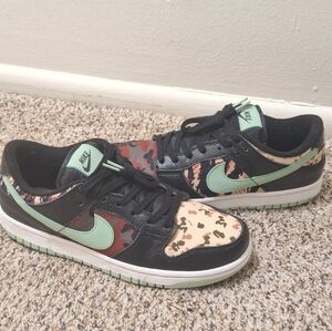 Nike Dunk Low Crazy Camo Men's Sneakers- Size 9.5